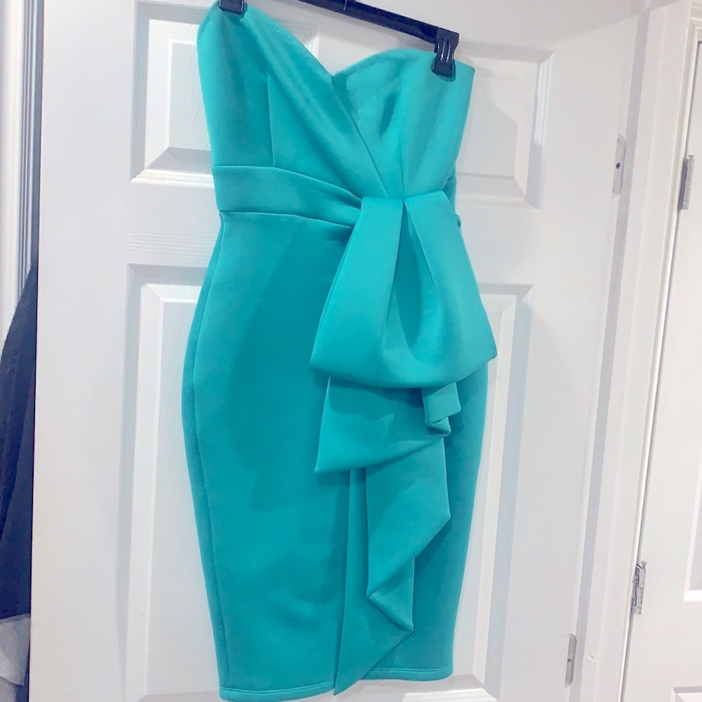 Blue dress